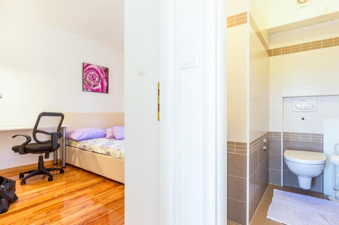 Apartman Aqua-Juric Crikvenica Bagian luar foto