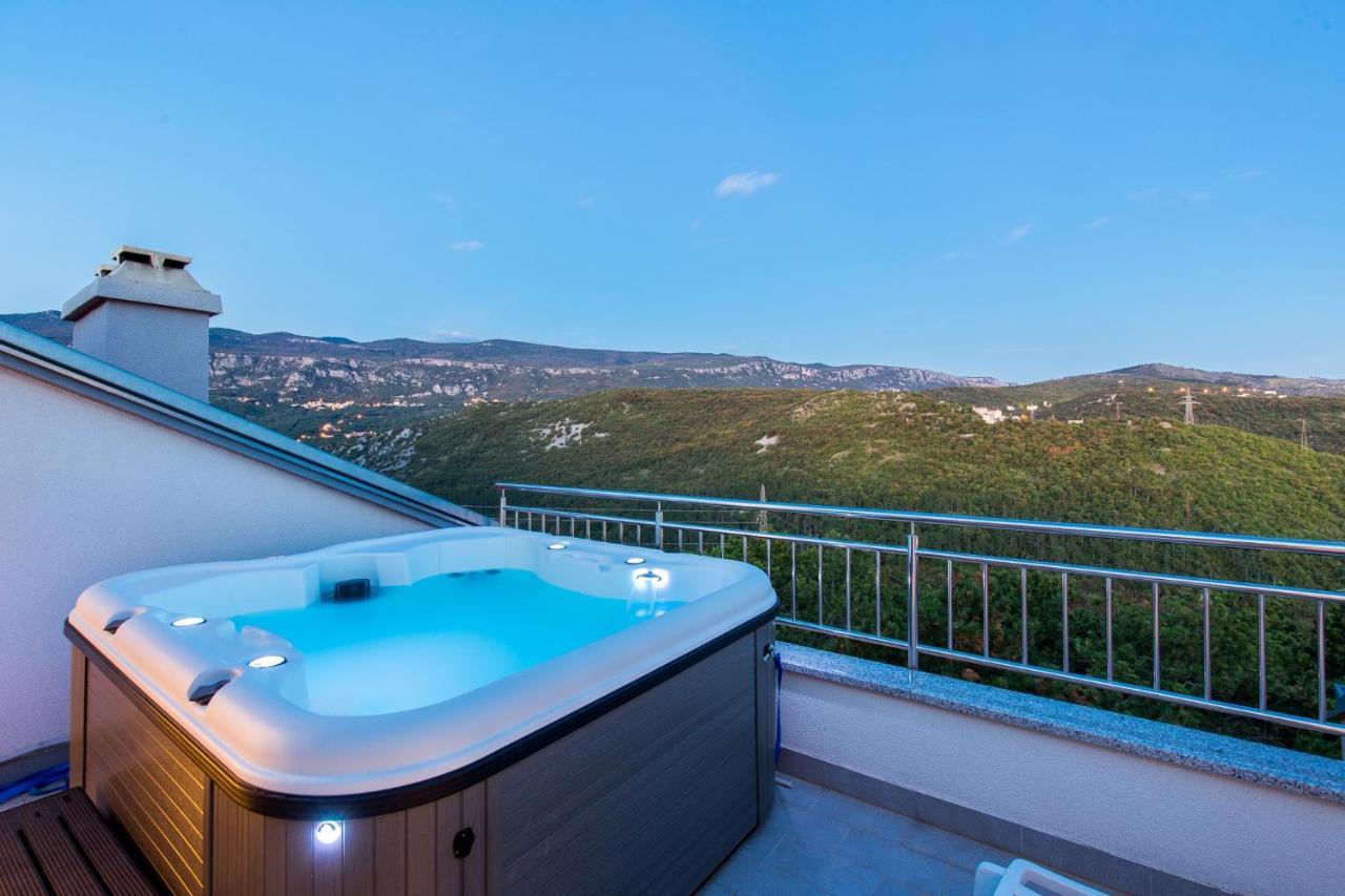 Apartman Aqua-Juric Crikvenica Bagian luar foto